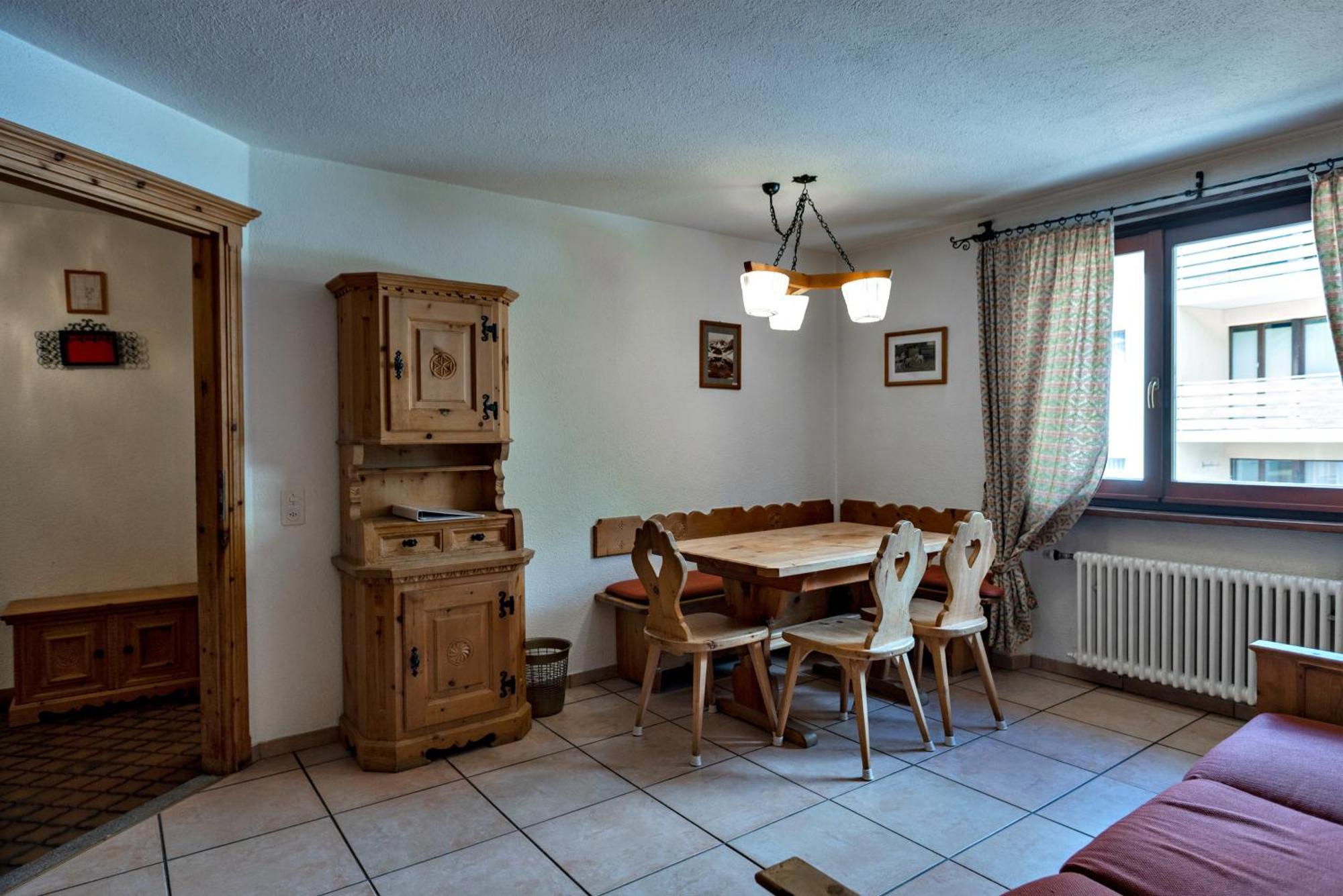 Silva Appartments And Rooms Silvaplana Quarto foto