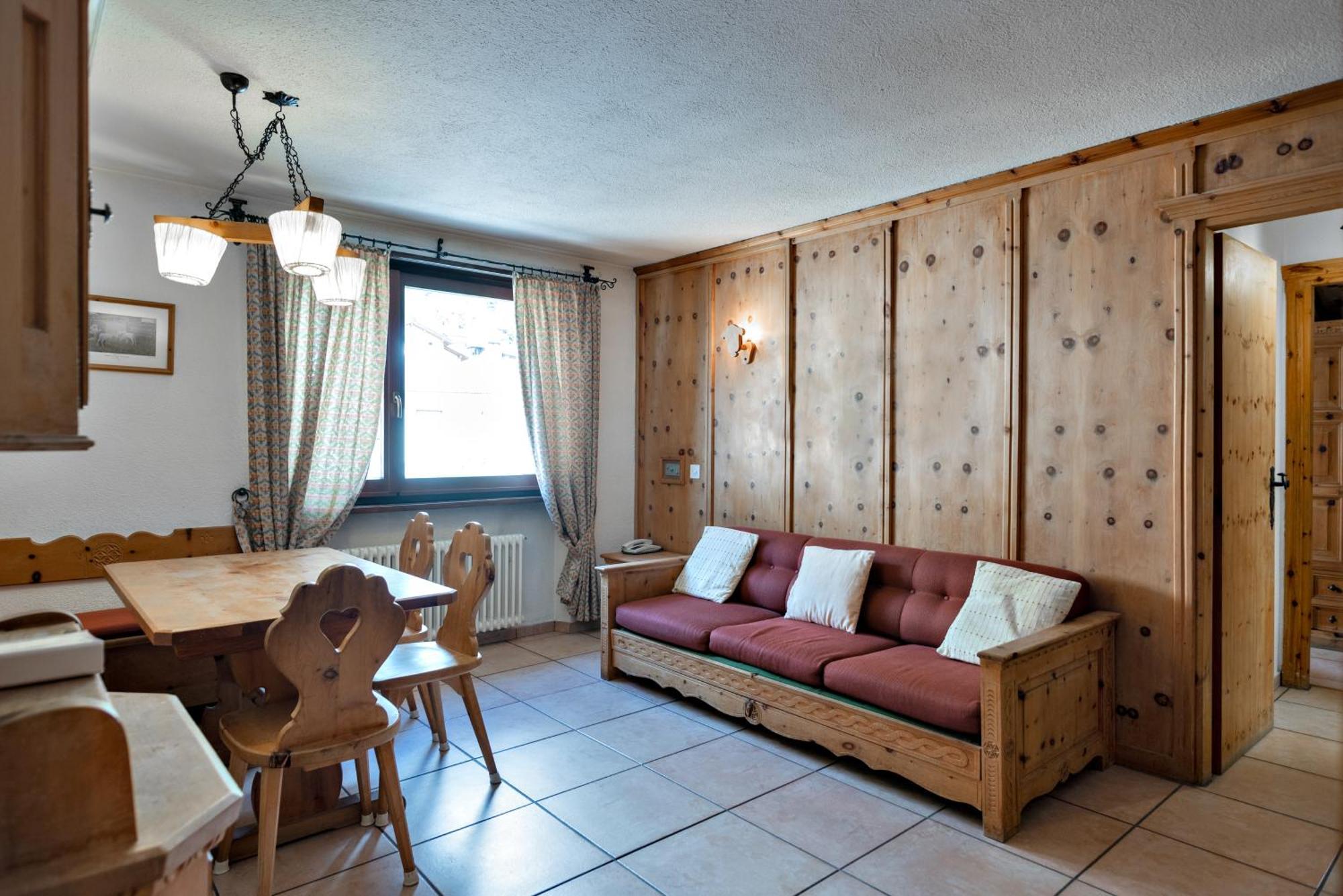 Silva Appartments And Rooms Silvaplana Quarto foto