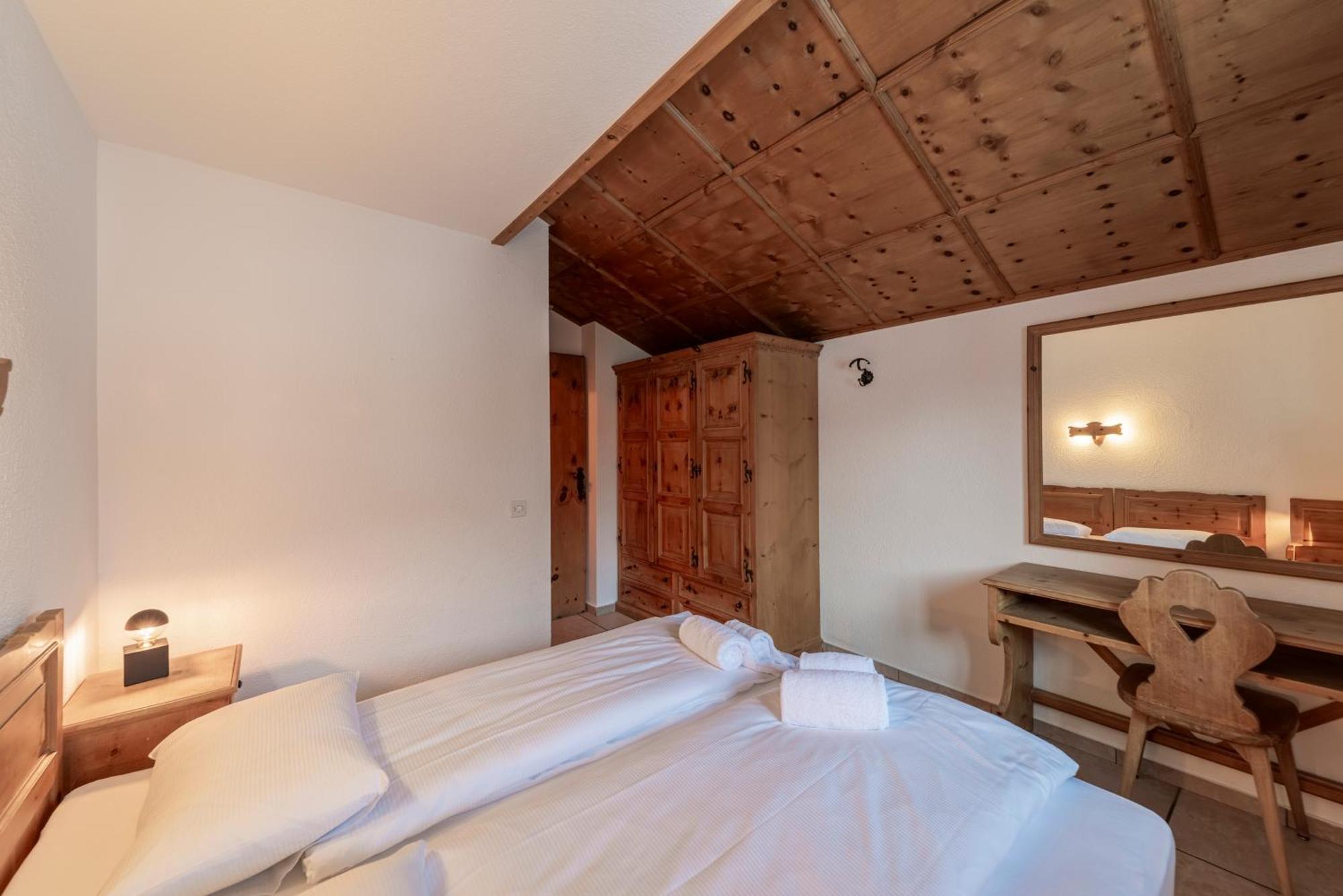Silva Appartments And Rooms Silvaplana Quarto foto