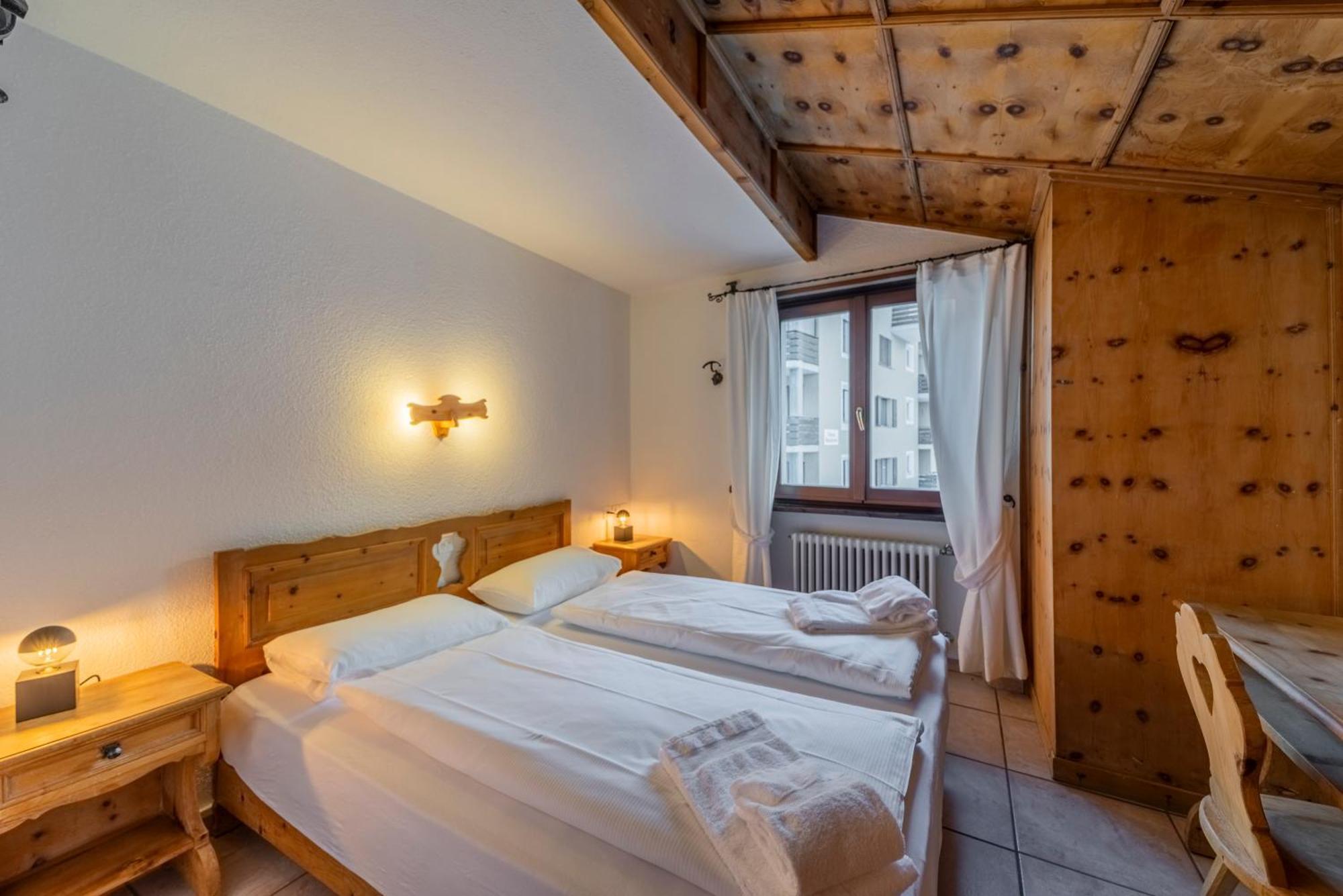 Silva Appartments And Rooms Silvaplana Quarto foto
