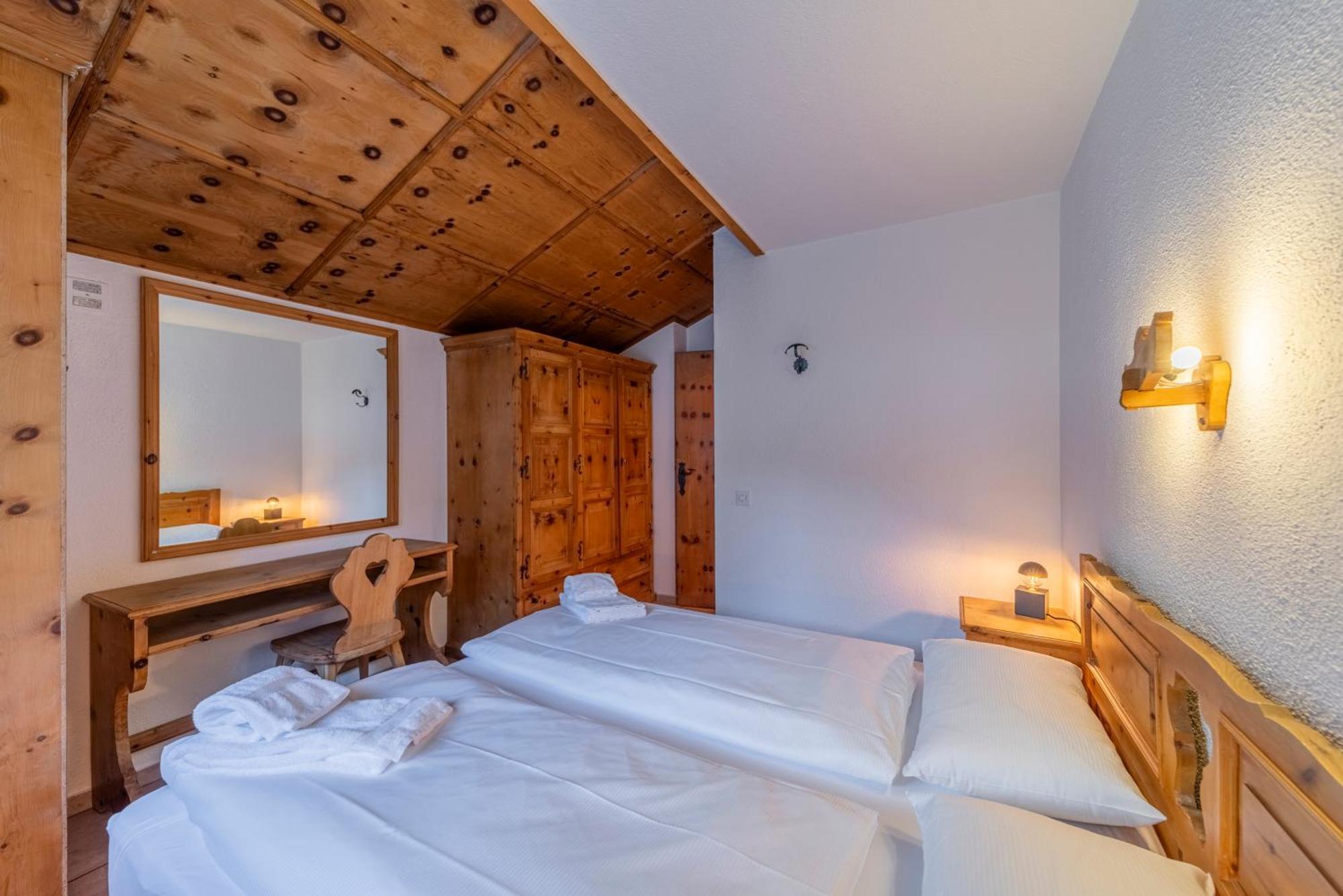 Silva Appartments And Rooms Silvaplana Quarto foto